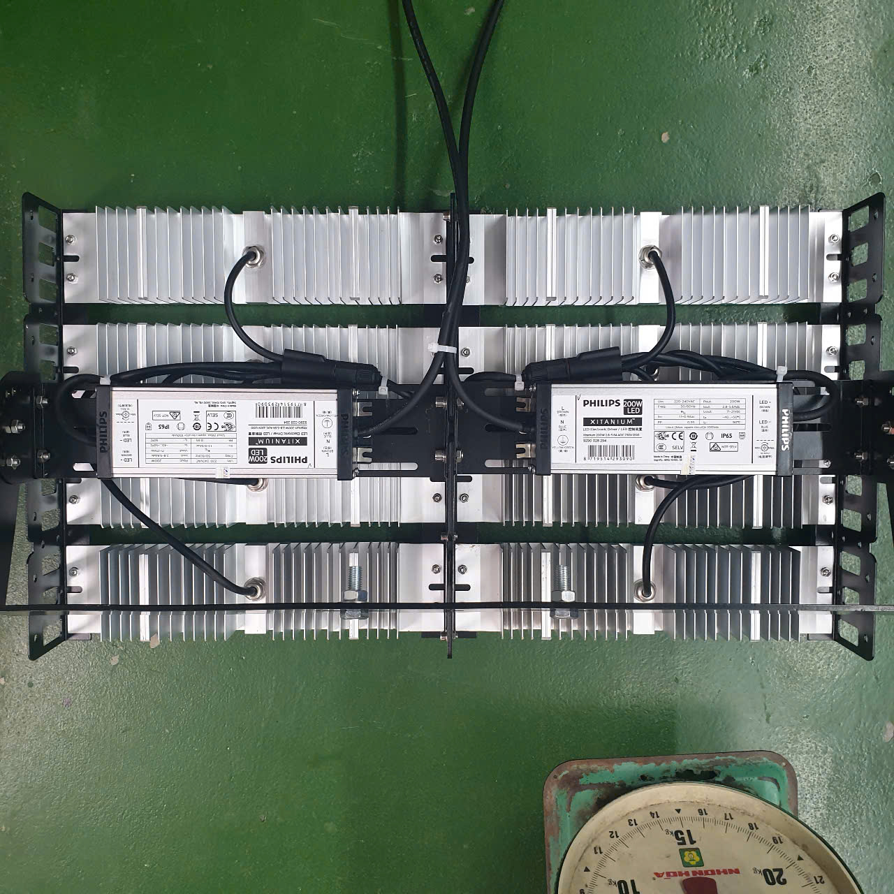 ĐÈN PHA LED GBN-LEDFL09-300W - Ảnh 2